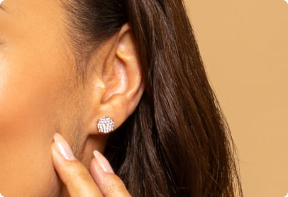 Acquista orecchini con diamanti in offerta speciale