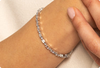 Acquista tutti i bracciali